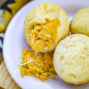 Pão de Queijo Recheado Frango e Requeijão 500G