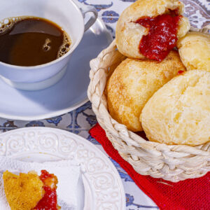 Pão de Queijo Recheado com Goiabada 500G